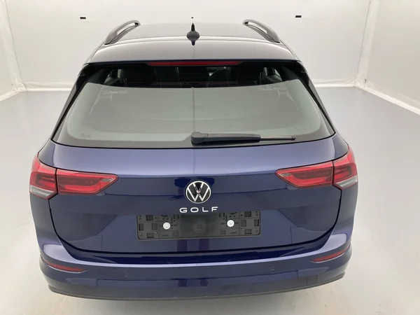 VOLKSWAGEN Golf VIII SW (2022) — foto 28 van 36