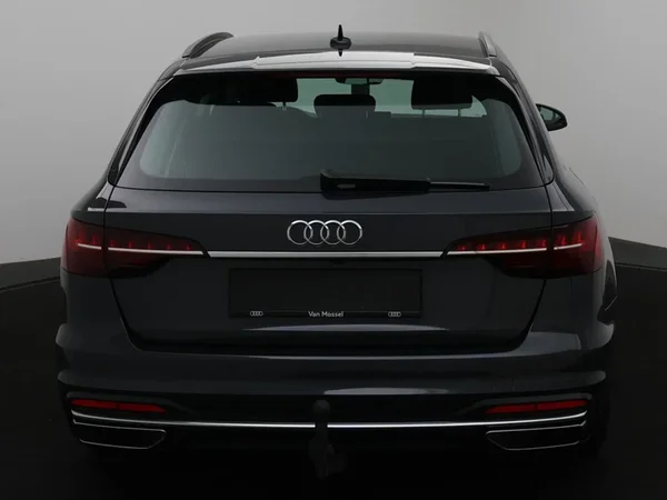 Audi A4 (2024) — foto 24 van 28