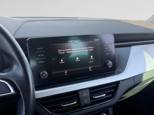 SKODA Scala (2020) — foto 6 van 20