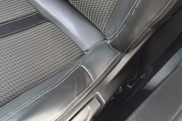 Peugeot 2008 (2020) — foto 19 van 37
