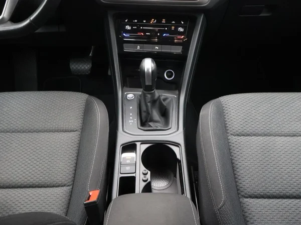 Volkswagen Touran (2022) — foto 11 van 29