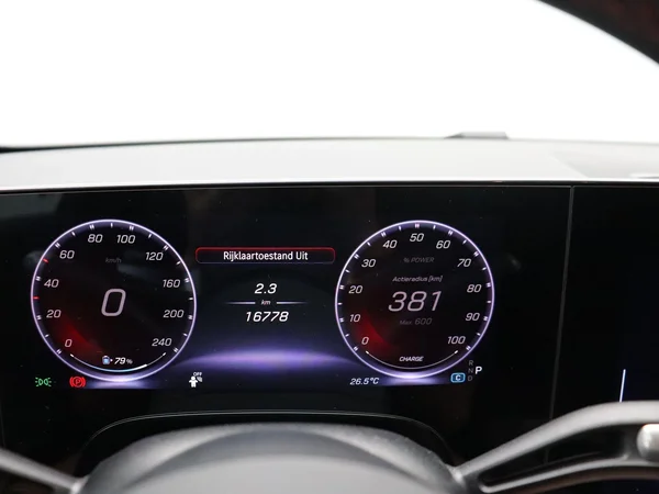 Mercedes-Benz CLA (2025) — foto 4 van 22