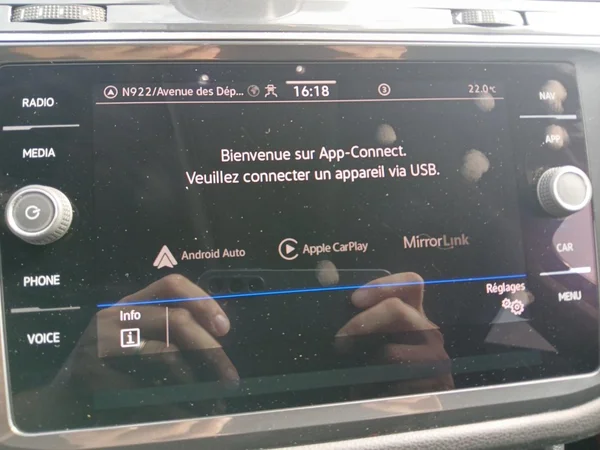 VOLKSWAGEN Tiguan Allspace (2022) — foto 18 van 21