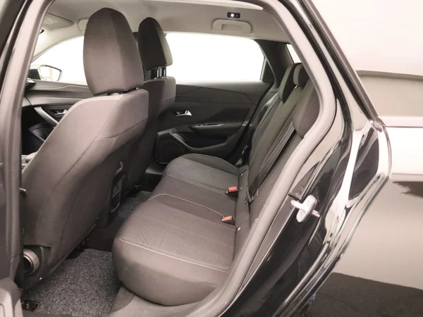 Peugeot 308 (2022) — foto 2 van 37