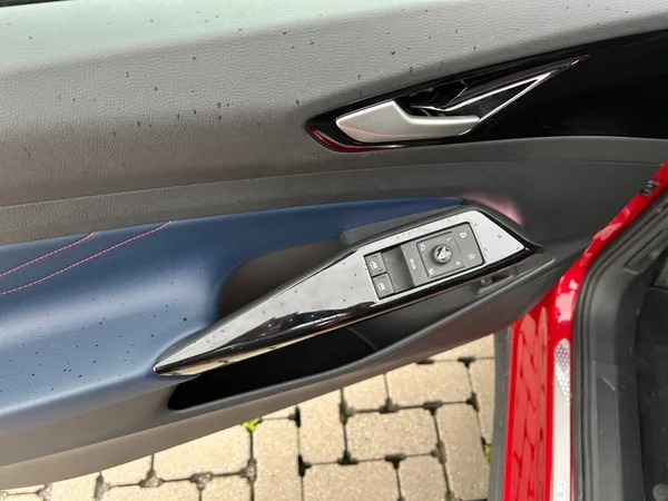VOLKSWAGEN ID.5 (2023) — foto 6 van 24