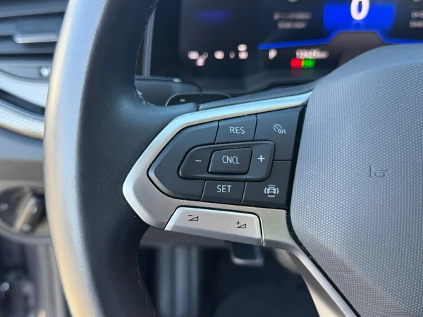 VOLKSWAGEN Taigo (2025) — foto 3 van 19