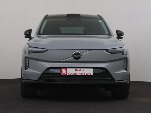 VOLVO EX90 (2025) — foto 30 van 32