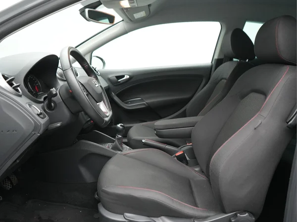 SEAT Ibiza SC (2015) — foto 2 van 28