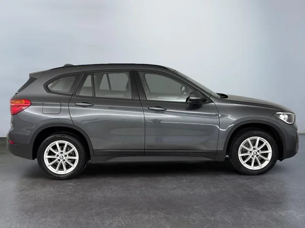 BMW X1 Dsl (F48 LCI) (2021) — foto 26 van 28