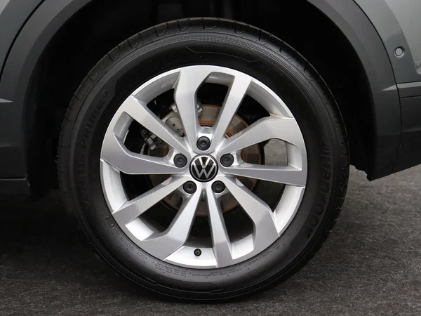 VOLKSWAGEN T-Roc (2025) — foto 14 van 18
