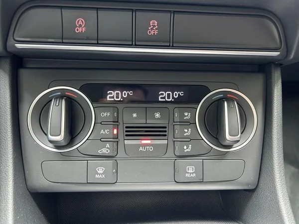 AUDI Q3 Dsl (2018) — foto 15 van 25
