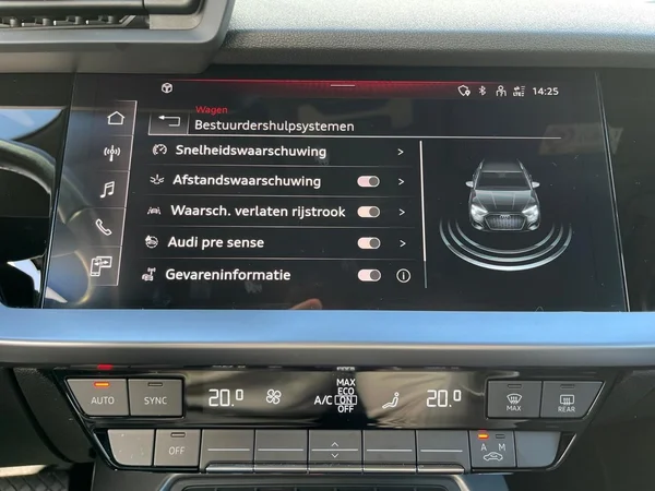 AUDI A3 Sportback (2024) — foto 6 van 21