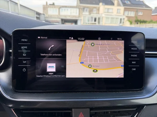 SKODA Scala (2024) — foto 2 van 25