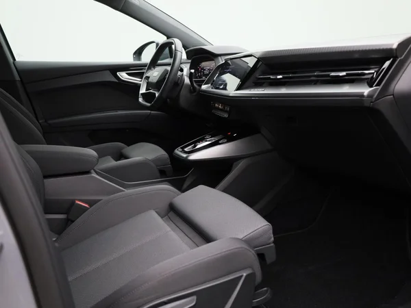 Audi Q4 e-tron (2024) — foto 40 van 50