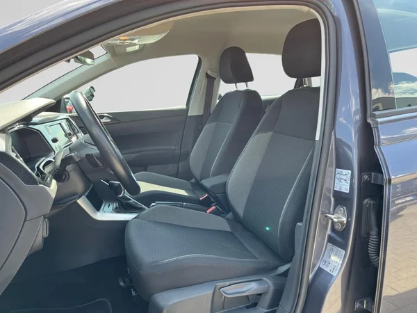 VOLKSWAGEN Polo (2023) — foto 17 van 21