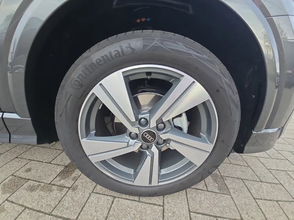 AUDI Q2 (2025) — foto 9 van 24