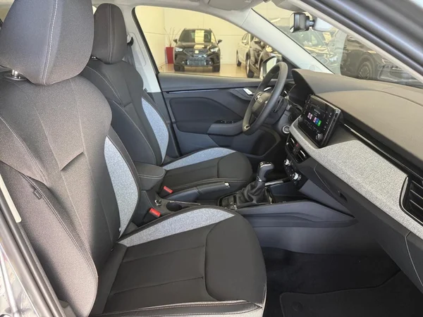 SKODA Kamiq (2026) — foto 14 van 20