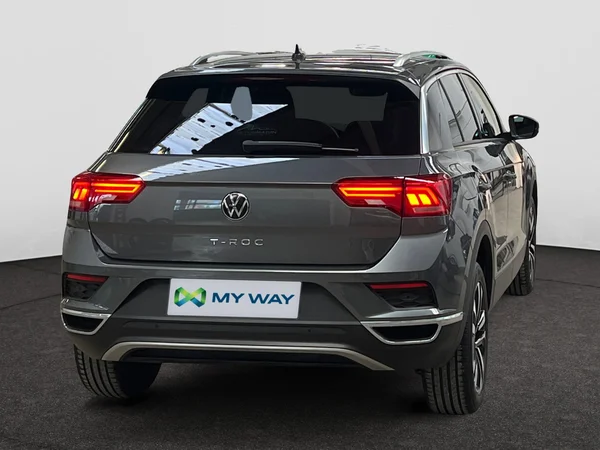 VOLKSWAGEN T-Roc (2021) — foto 12 van 20