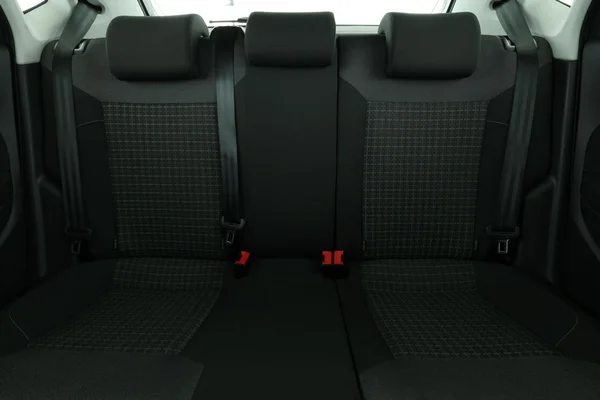Volkswagen Polo (2016) — foto 6 van 16