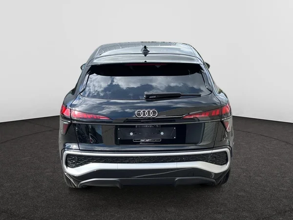 AUDI Q3 Sportback (2026) — foto 10 van 12