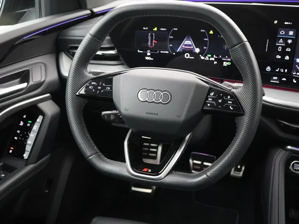 Audi Q5 (2025) — foto 6 van 32