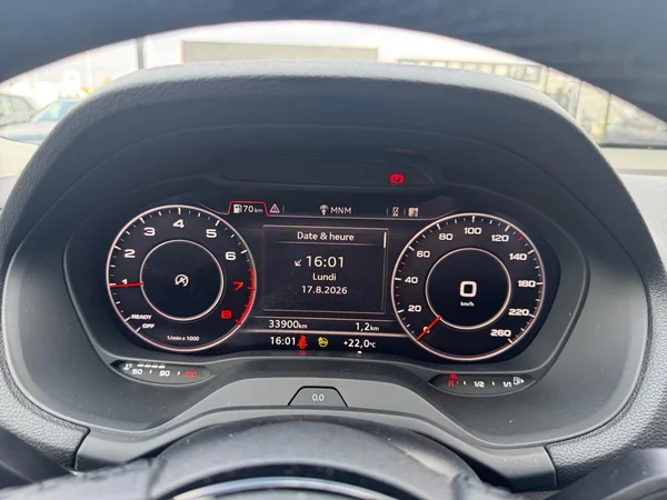 AUDI Q2 (2023) — foto 6 van 24