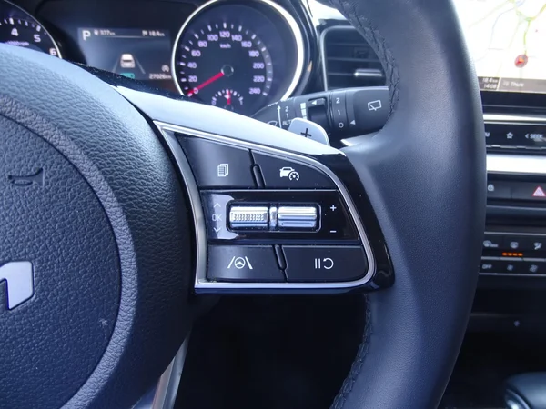 Kia cee'd (2024) — foto 11 van 26
