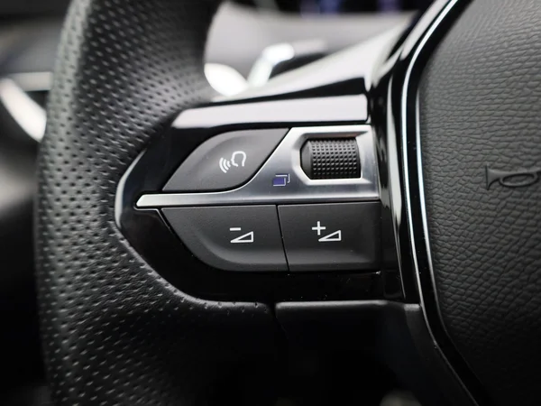 Peugeot 3008 (2023) — foto 14 van 49