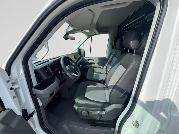 VOLKSWAGEN Crafter 35 Fourgon Mwb HR Dsl (2026) — foto 2 van 20