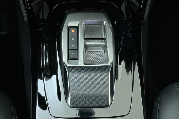 Peugeot 208 (2023) — foto 4 van 19