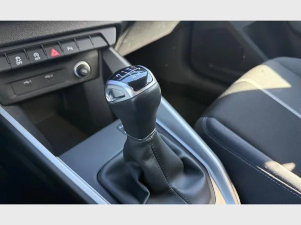 Audi A1 Sportback (2024) — foto 7 van 23