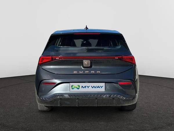 CUPRA Born (2023) — foto 21 van 27