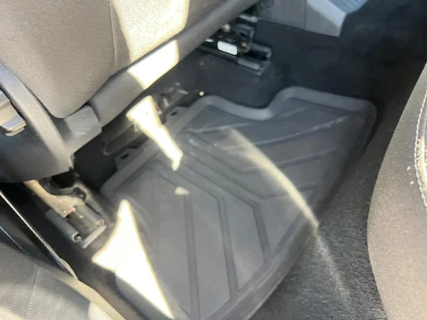VOLKSWAGEN T-Roc (2022) — foto 13 van 24