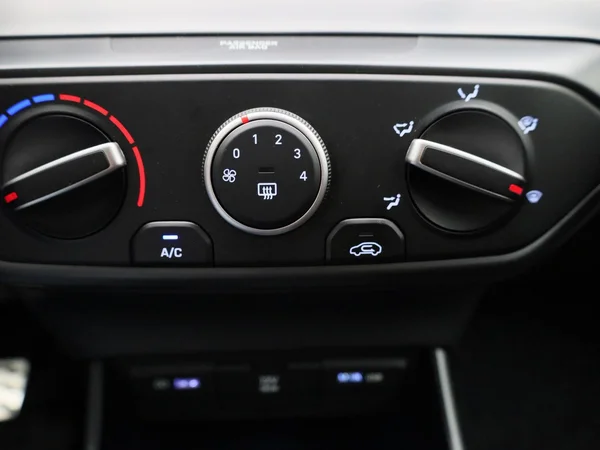 Hyundai Bayon (2022) — foto 13 van 35