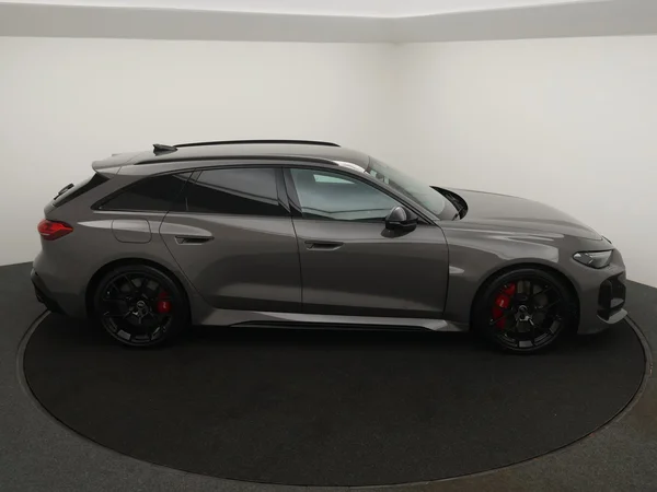 AUDI RS 5 Avant PHEV (2026) — foto 29 van 29