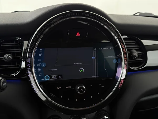 MINI Cooper (2021) — foto 10 van 29