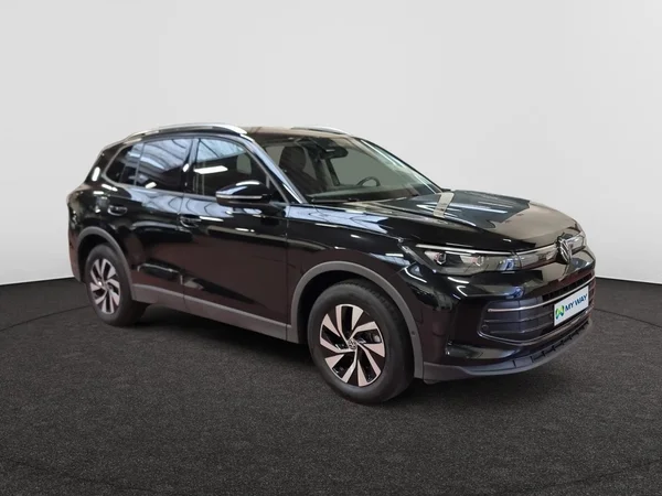 VOLKSWAGEN Tiguan (2025) — foto 22 van 23