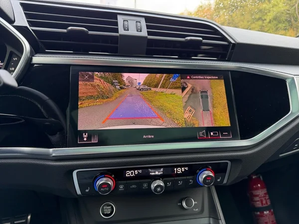 AUDI Q3 (2021) — foto 5 van 18