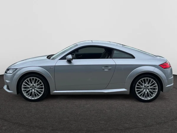 AUDI TT Coupé (2018) — foto 11 van 22