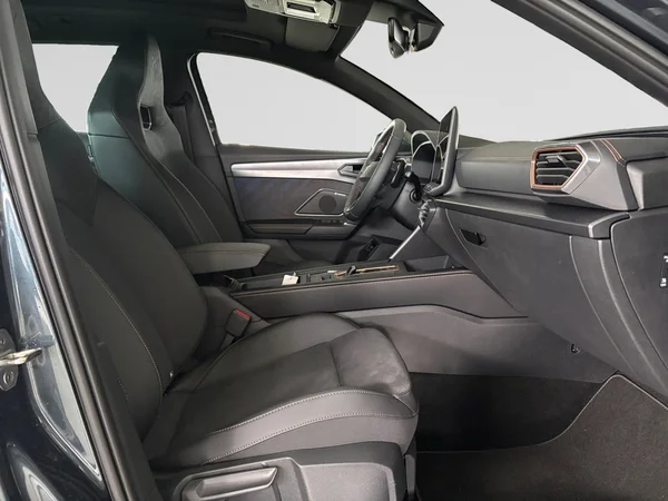 CUPRA Leon ST e-Hybrid (PHEV) (2026) — foto 2 van 23