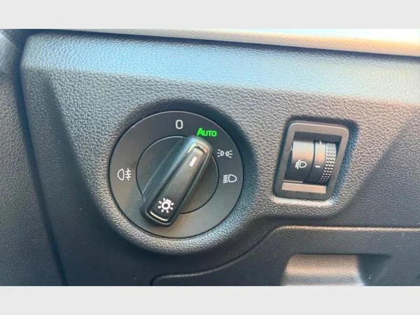 Skoda Kamiq (2021) — foto 20 van 28