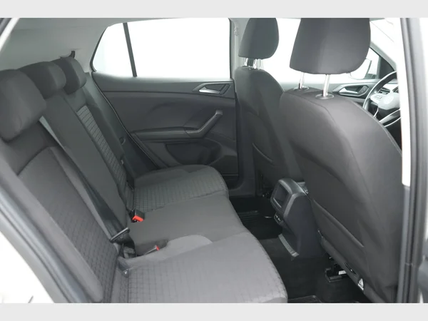 VOLKSWAGEN T-Cross (2023) — foto 11 van 23