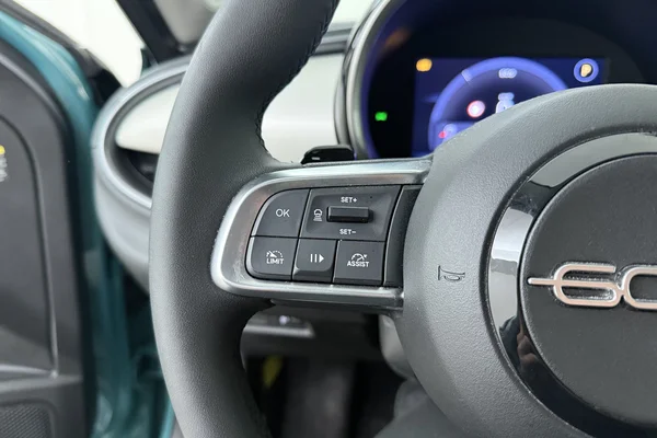Fiat 600 (2025) — foto 6 van 19