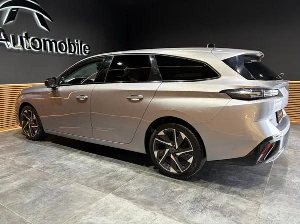 Peugeot 308 (2023) — foto 17 van 26