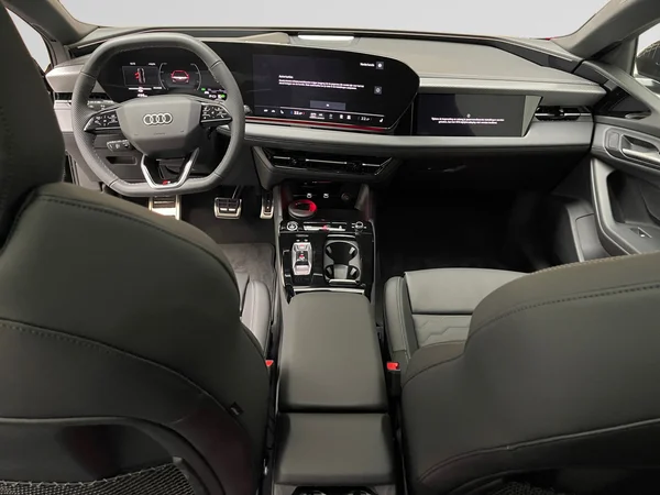 AUDI A6 Avant e-tron (2026) — foto 14 van 18