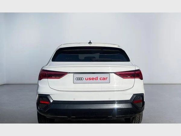 Audi Q3 Sportback (2020) — foto 27 van 29