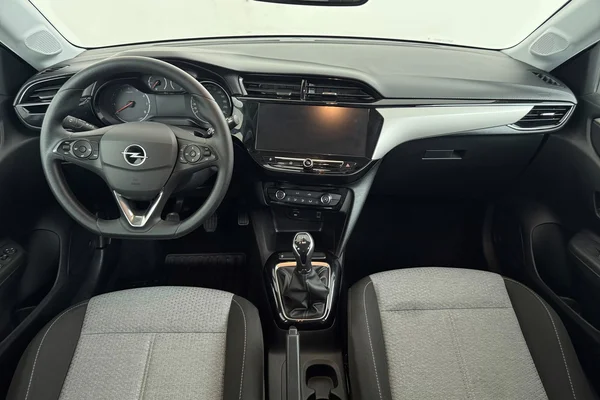 Opel Corsa (2024) — foto 2 van 31
