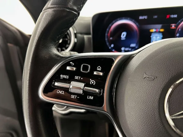Mercedes-Benz CLA (2023) — foto 15 van 15