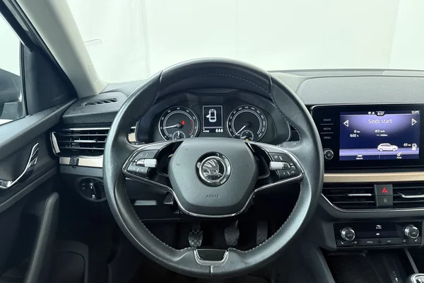 Skoda Scala (2022) — foto 2 van 19