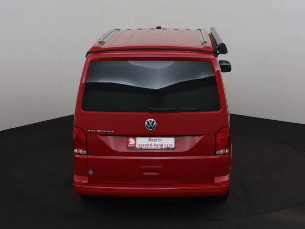 VOLKSWAGEN California (2021) — foto 23 van 26